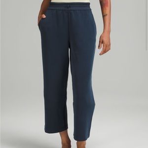 Lululemon cropped softstream pants